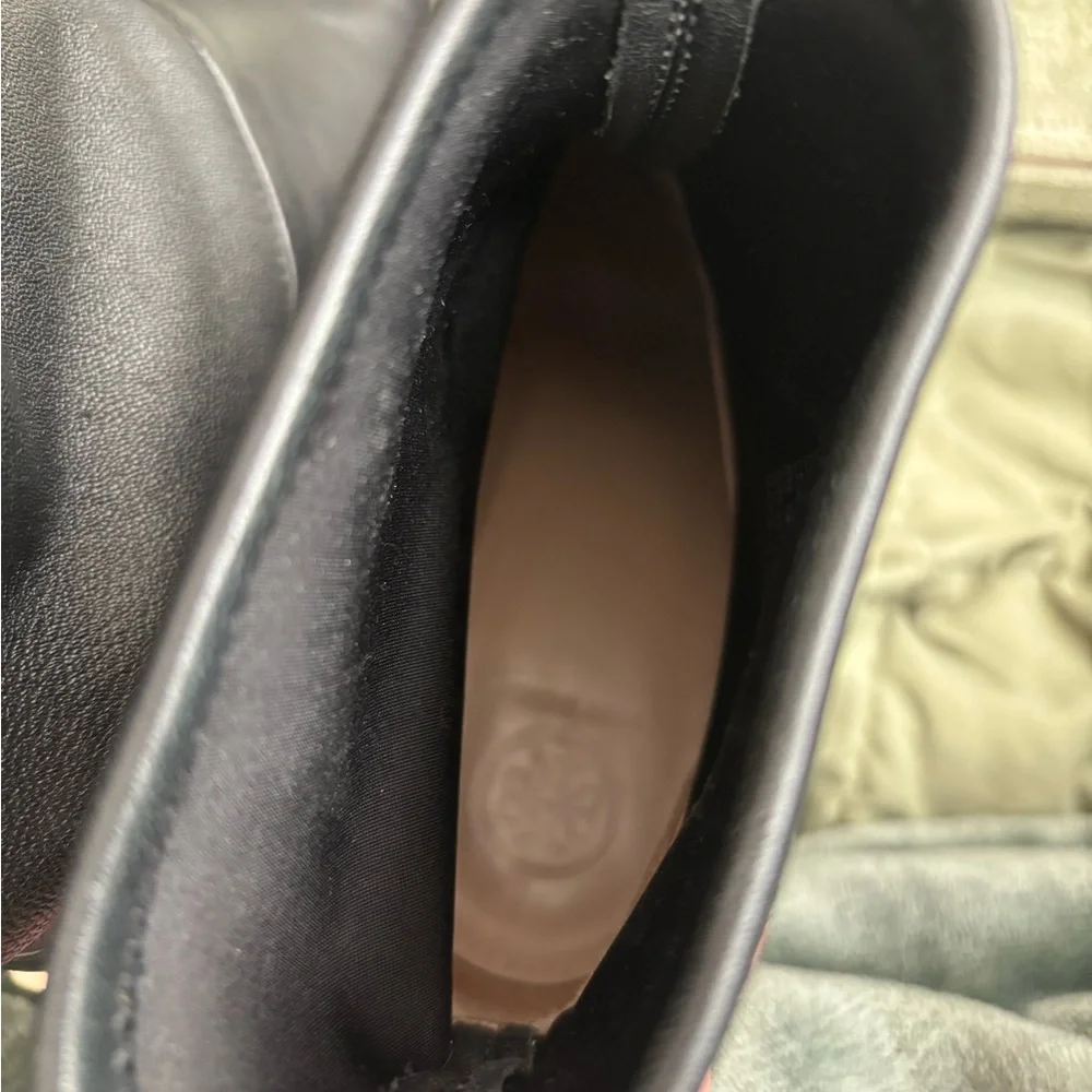 Tory Burch Black Heeled Boots with Gold Logo - Picture 9 of 9